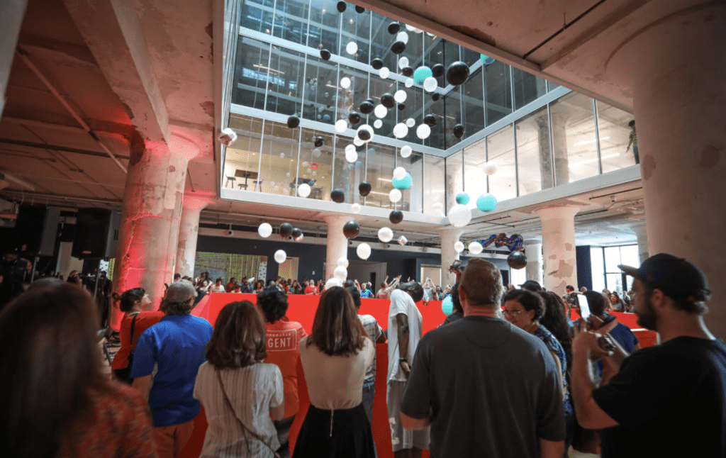 Crosstown Documentary Crosstown Concourse Come Curious